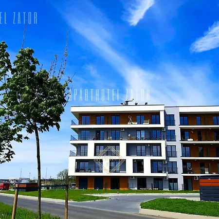 Industrial 58 Jacuzzi 4*