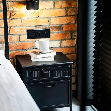 Industrial 58 Jacuzzi 자토르